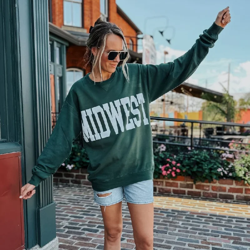 Midwest Crewneck Casual Hoodie Sweatshirt Look