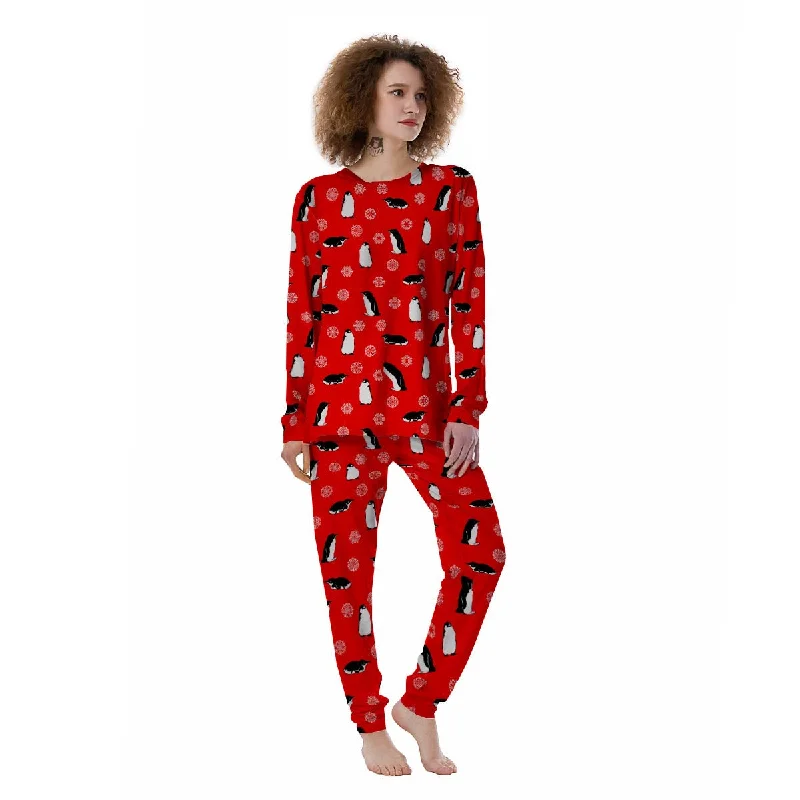 Penguin Red Snow Print Pattern Women's Pajamas Best pajama sets for elderly women