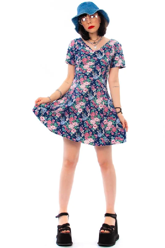 SOLD! Casual unclassified dresses